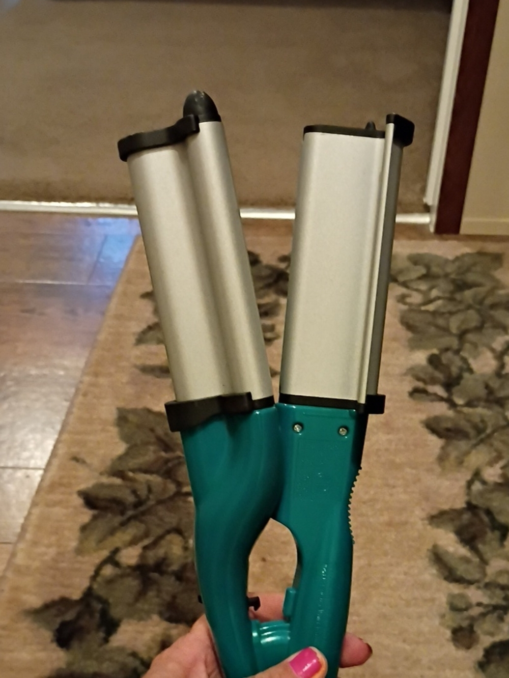 BedHead Teal and Silver Double Barrel Waver